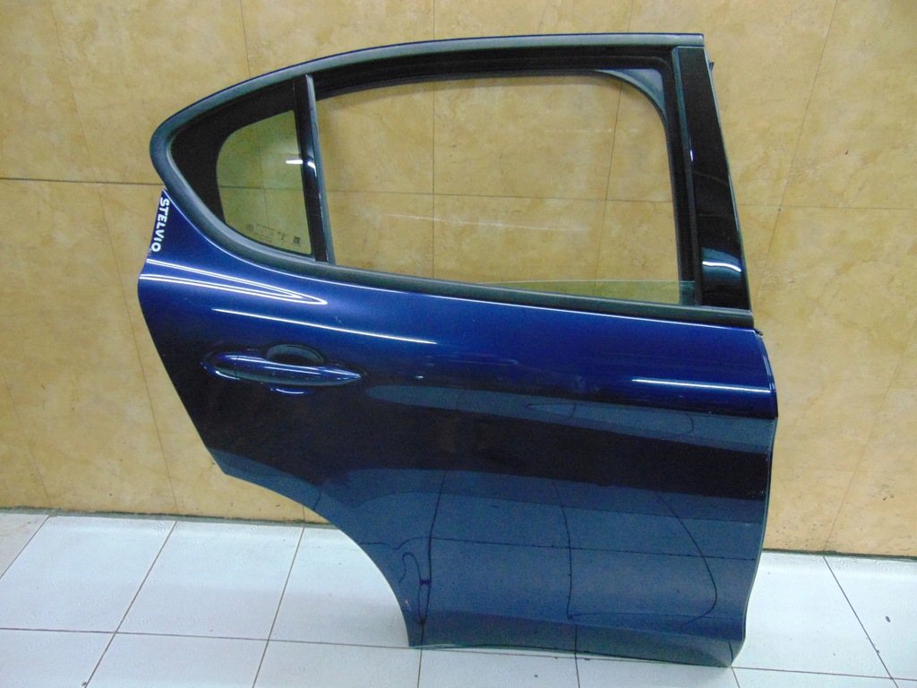 фото №1, Дверь задняя задние правое alfa romeo stelvio