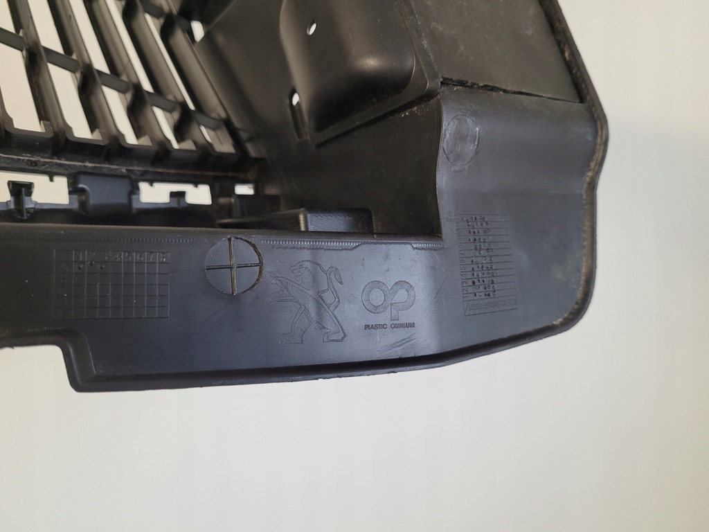 фото №8, Peugeot 3008 ii 5008 2 решётка бампера заглушка aa37938073