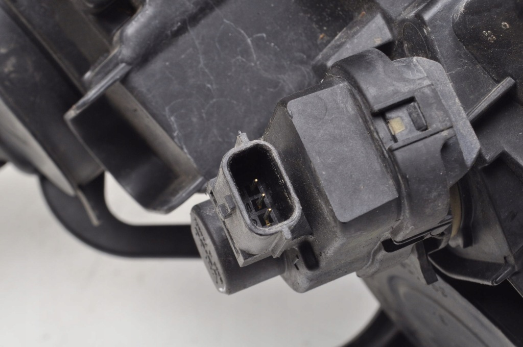 фото №13, Peugeot 3008 i лампа права передня правий перед eu 9682519080