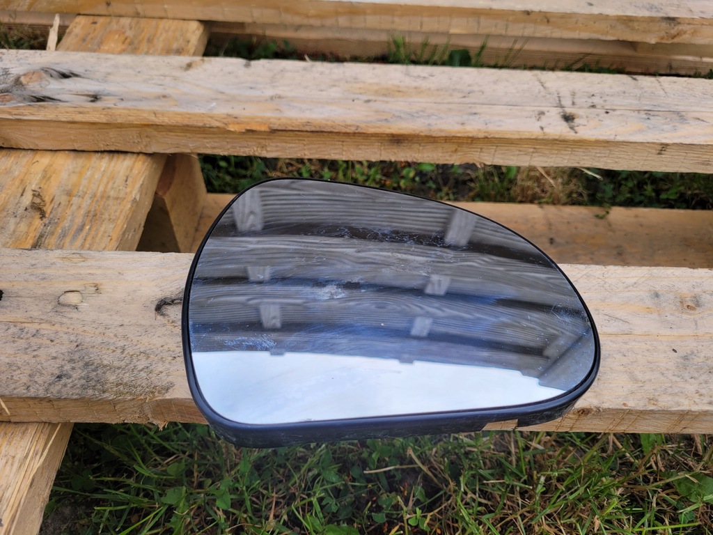 фото №1, Вкладиш дзеркало правого peugeot 308 t7