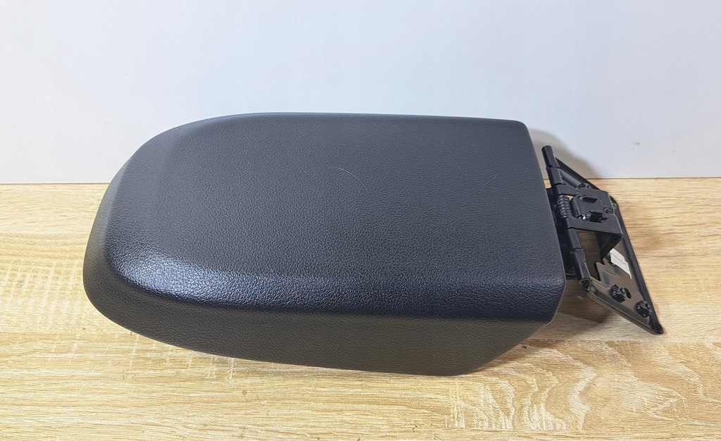 фото №1, Ford kuga mk1 подлокотник