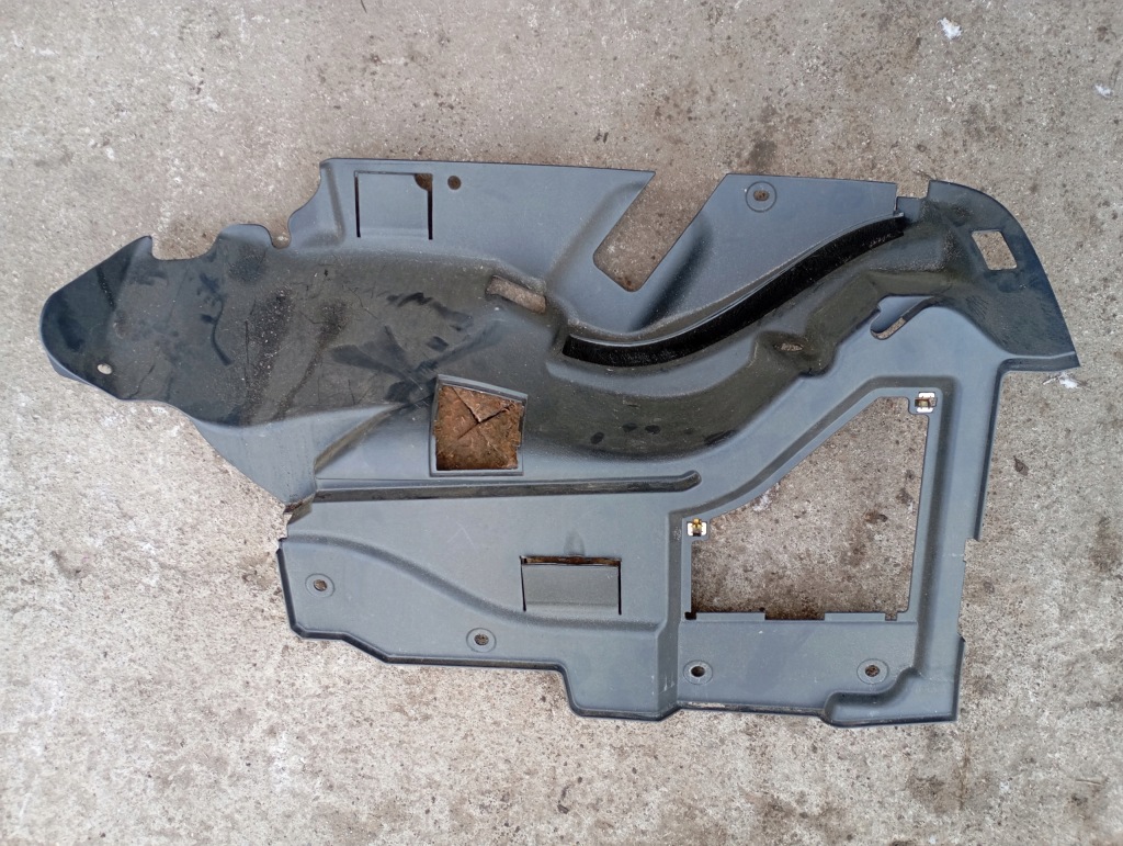 фото №1, Mercedes slk r170 обшивка правый багажника a1706900425