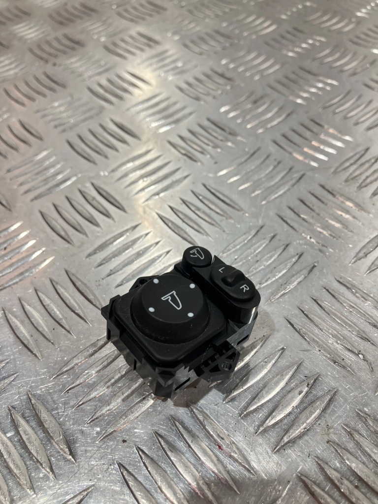 фото №1, Панель перемикач дзеркал honda jazz v 20-