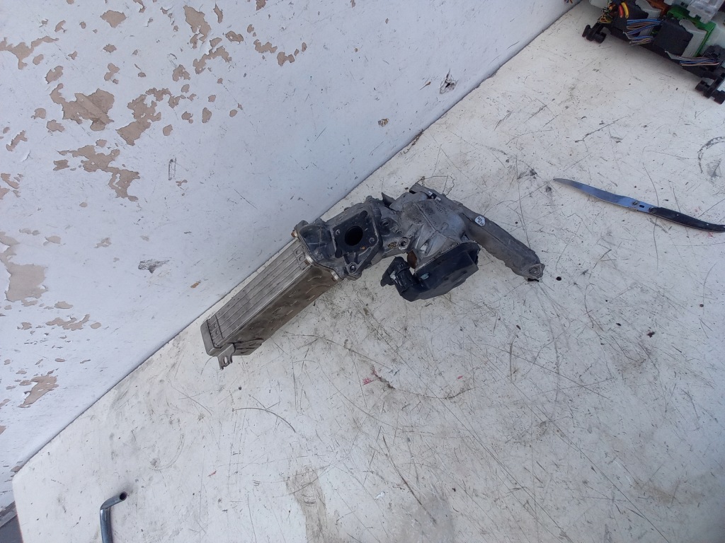 Клапан egr mercedes a-kl b-kl cla a6511400660 q12 Оригінал