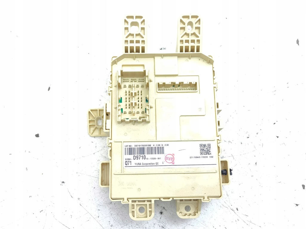 фото №7, Kia sportage 2017 рамка / модуль запобіжників