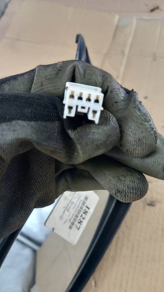 фото №7, Зеркало правое volvo v40 99r