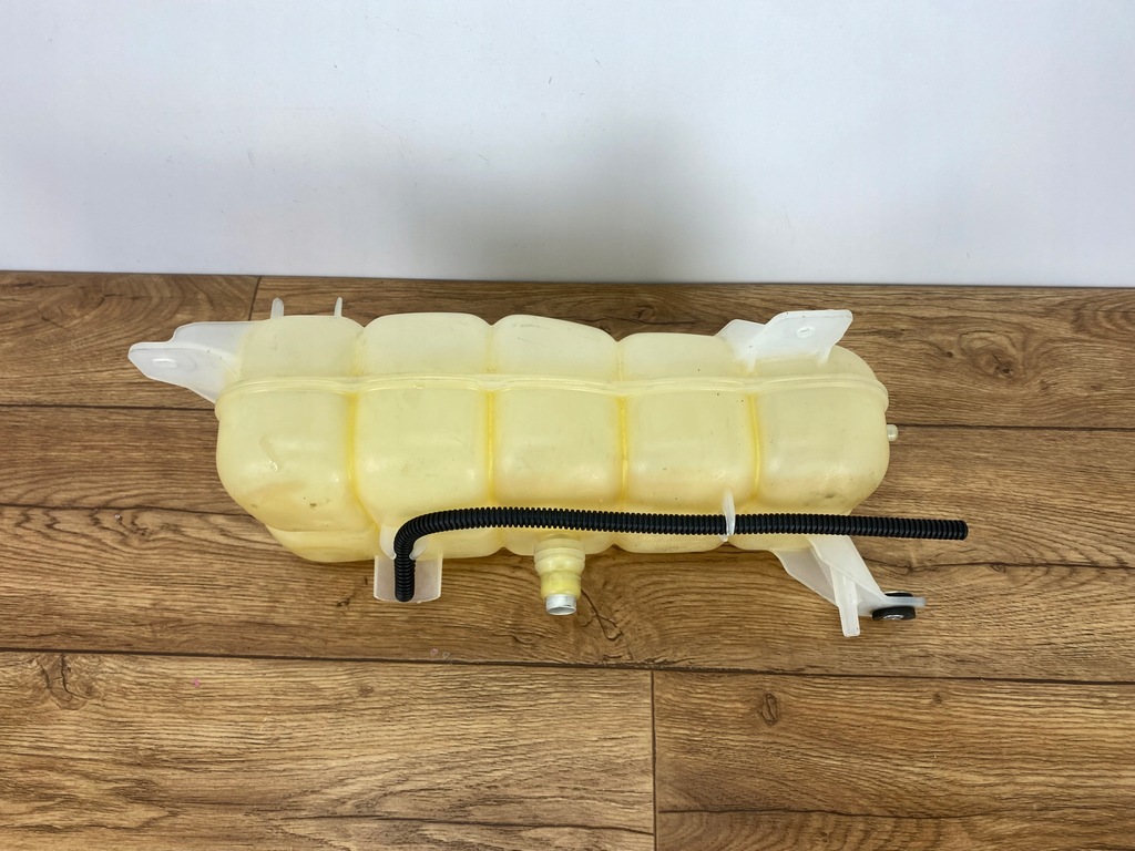 фото №7, Бачок розширювальний рідина охолоджуючий 3.6 ram 1500 2019+