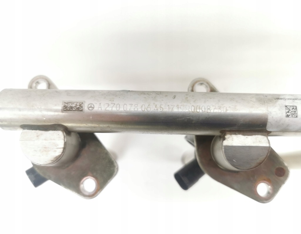 фото №7, Молдинг упорскування форсунки mercedes w246 1.6 cgi a2700701400