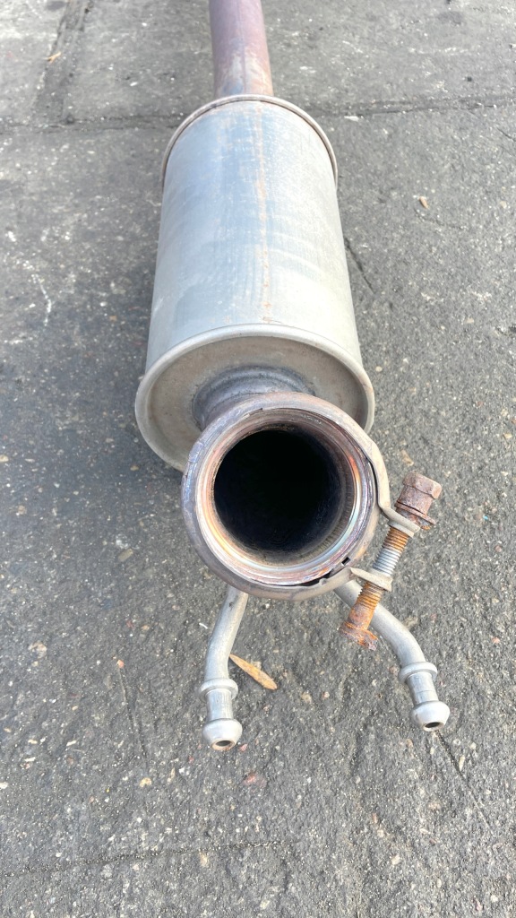 Mercedes x117 w117 117 cla 1.6 cgi 122km выхлоп гаситель средний конечный Киев