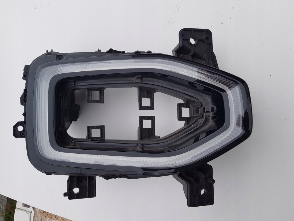 Фара правый  правая  drl led vw t-rock 2ga941056f Цена