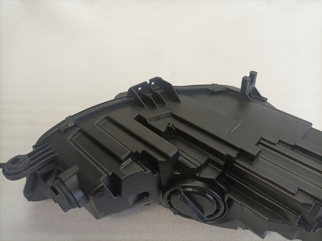 фото №11, Audi a4 b9 lift лампа левая перед 8w0941011