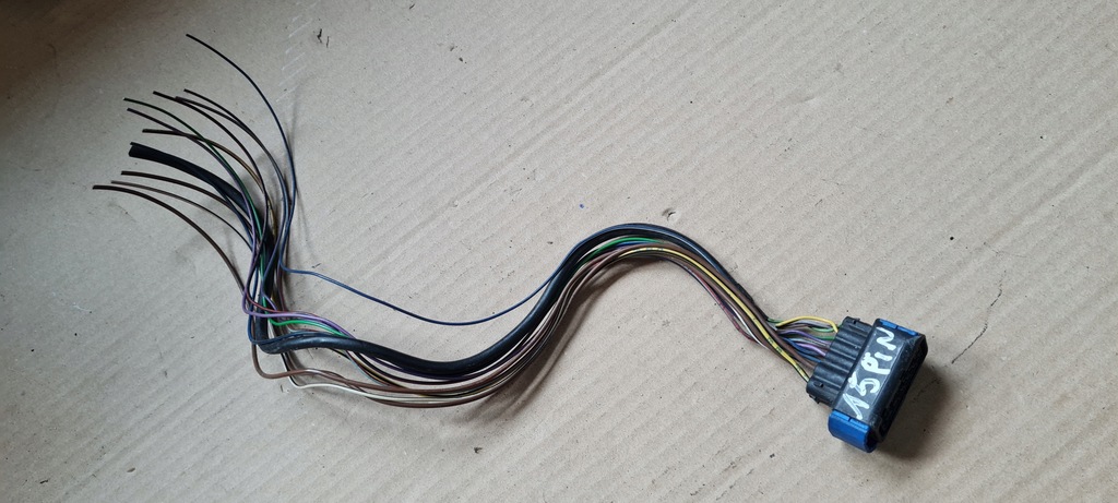 фото №1, A6 c7 4g s6 штекер колодка лампы full led