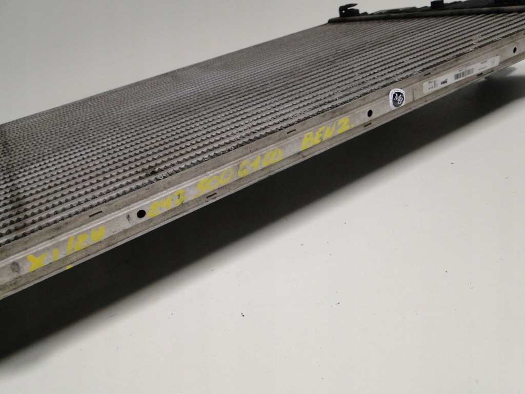 Mercedes a klasa 177 cla 118 радіатор повітря інтеркулер a2475006100 Зі Шроту