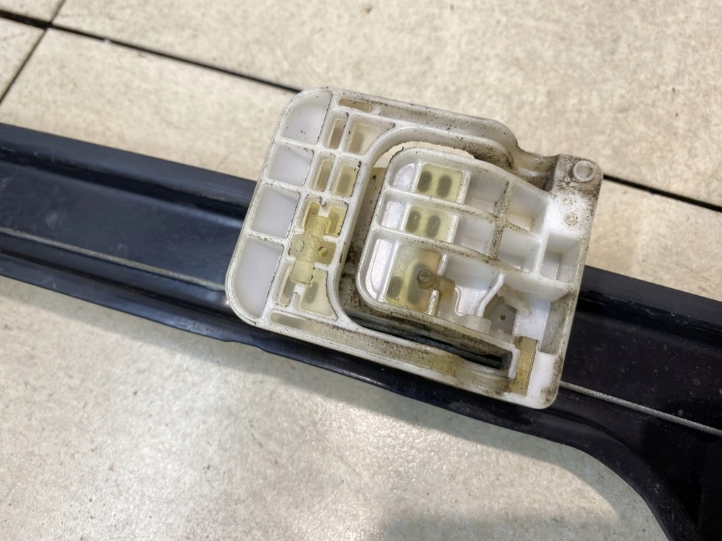 фото №8, Подъемник стекло левый перед journey i 0130822473