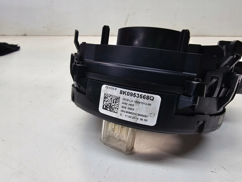 фото №6, Лента шлейф подушки безопасности audi a4 b8 a5 8t q5 8r 8k0953568q