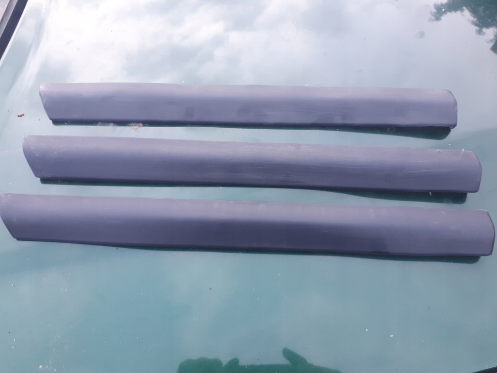 фото №1, Молдинг крыла задняя правая нижняя audi a3 8l oryg ok