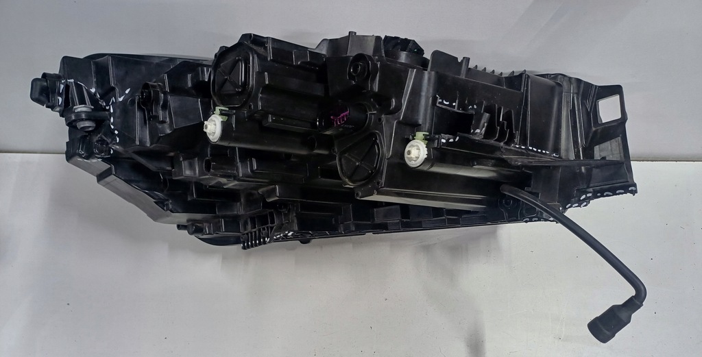 фото №14, Лампа левый перед skoda enyaq full led europa