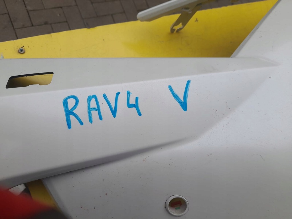 фото №14, Toyota rav4 v бампер перед