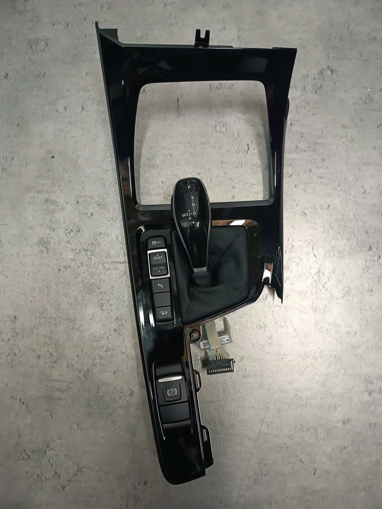 фото №1, Bmw x2 f39 выборщик рамка