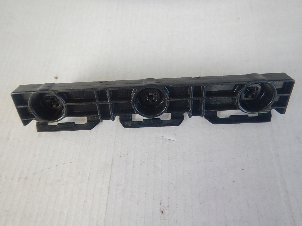 Купить Tesla model s кронштейн  кронштейн порог 1003691-00-b