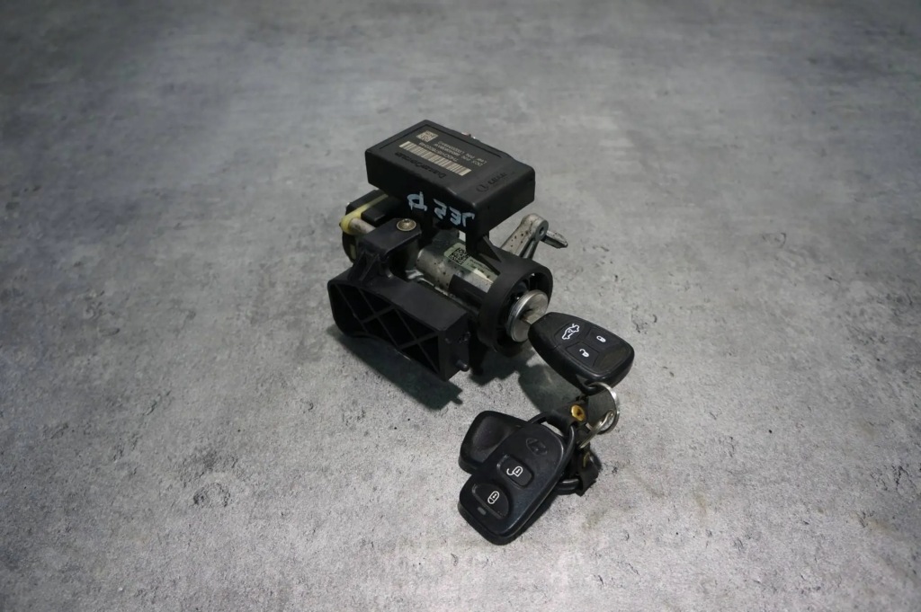 фото №1, Замок зажигания ключ jeep commander xk 3.0 crd автоматическая коробка передач