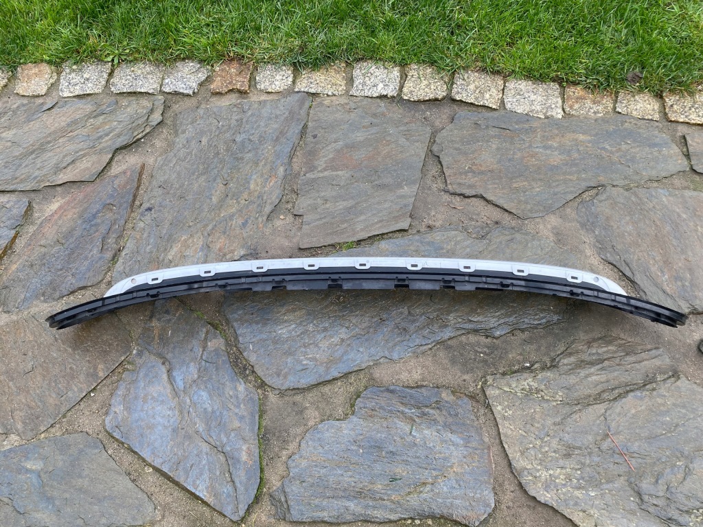 фото №9, Bmw x1 e84 решётка средняя бампера перед 2991506 оригинал