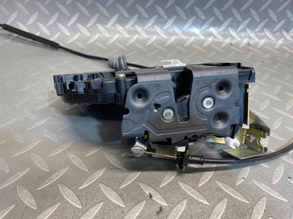 фото №3, Замок дверь aston martin db9 правый