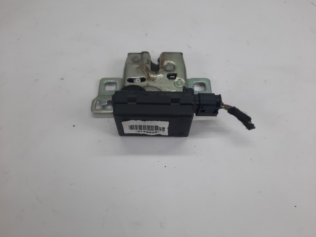 фото №3, Mini cooper r58 замок багажника крышки