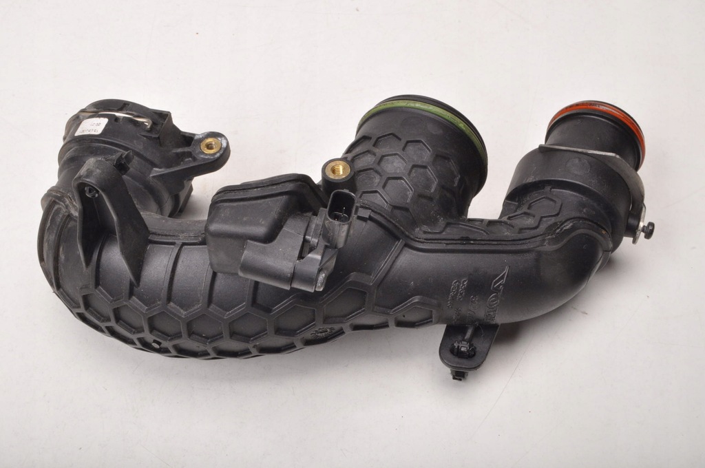 фото №3, Volvo xc60 ii t6 plug-in hybrid awd 2.0 труба повітрозабірник повітря 2021 32222128