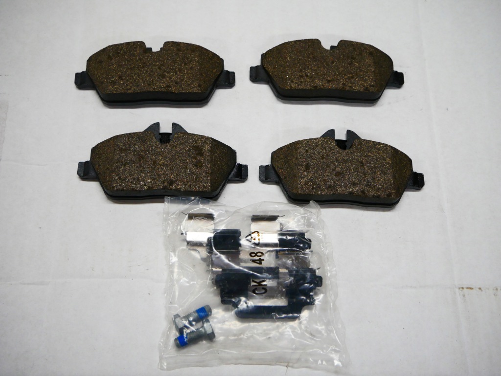 Mini r55 r56 r57 r58 r59 передні гальмівні колодки гальмівні перед 34116772892 Ціна