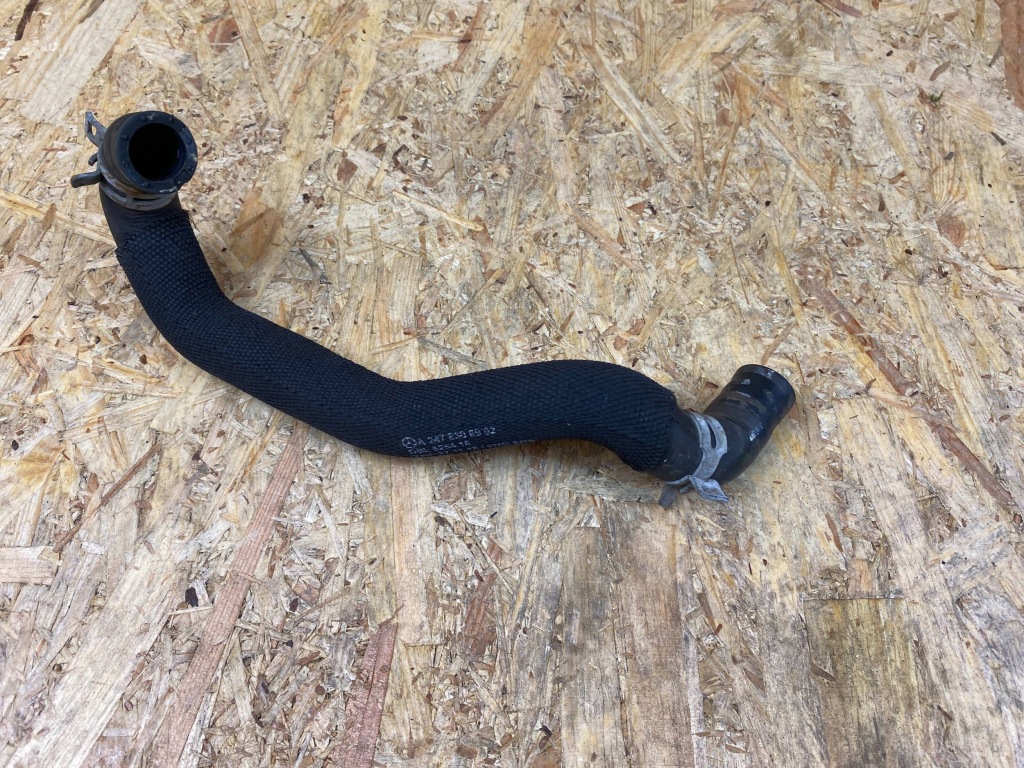 Пабтрубок  труба шланг воды mercedes w177 w247 w118 a2478306902 Недорого