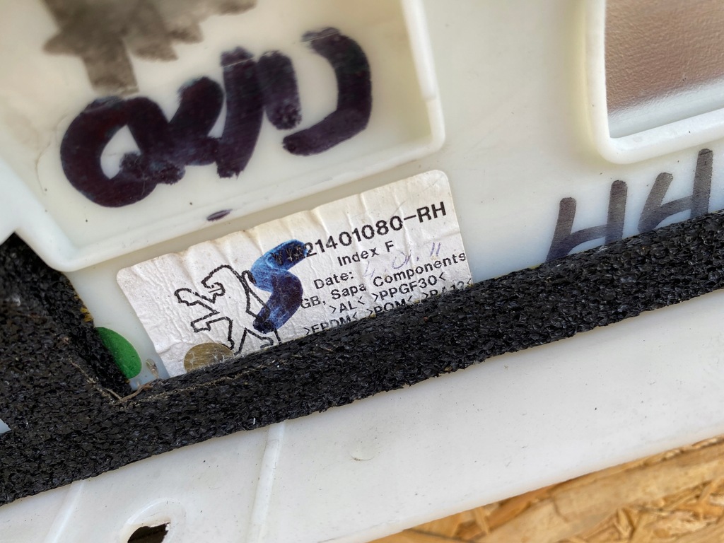 фото №7, Молдинг кровельная правая ym21401080 peugeot rcz