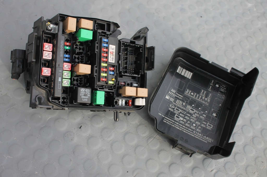 фото №7, Коробка предохранителей корпус kia carens iv 1.7 crdi 13-19