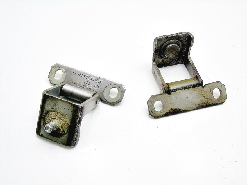 фото №3, Петлі кришки багажника renault megane ii 2