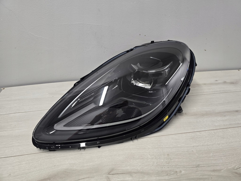 фото №1, Лампа левая porsche macan 95b lift gts matrix usa