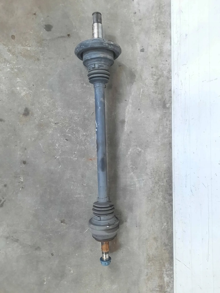 фото №3, Привідний вал задня задня mercedes e w213