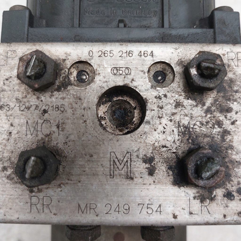 фото №8, Mitsubishi carisma 1,8 насос тормозная abs bosch