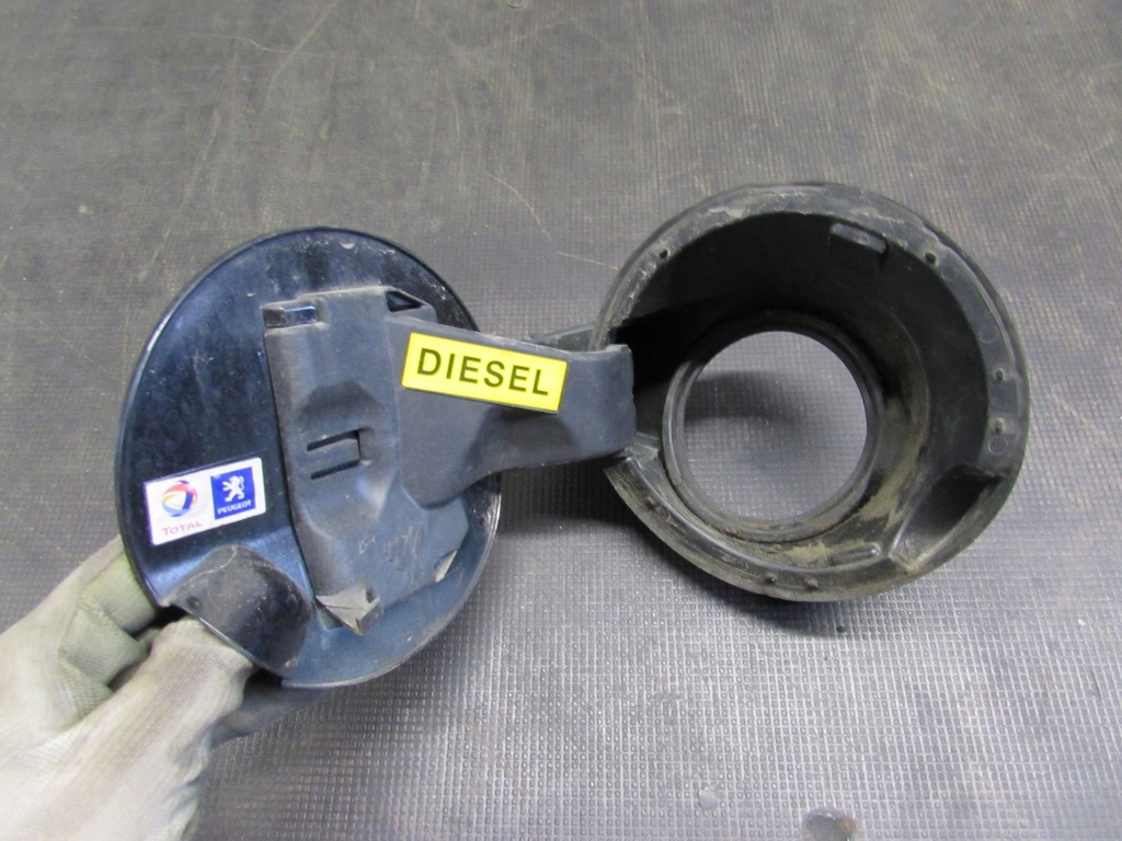 фото №6, Крышка топлива peugeot 5008 i 09-13r