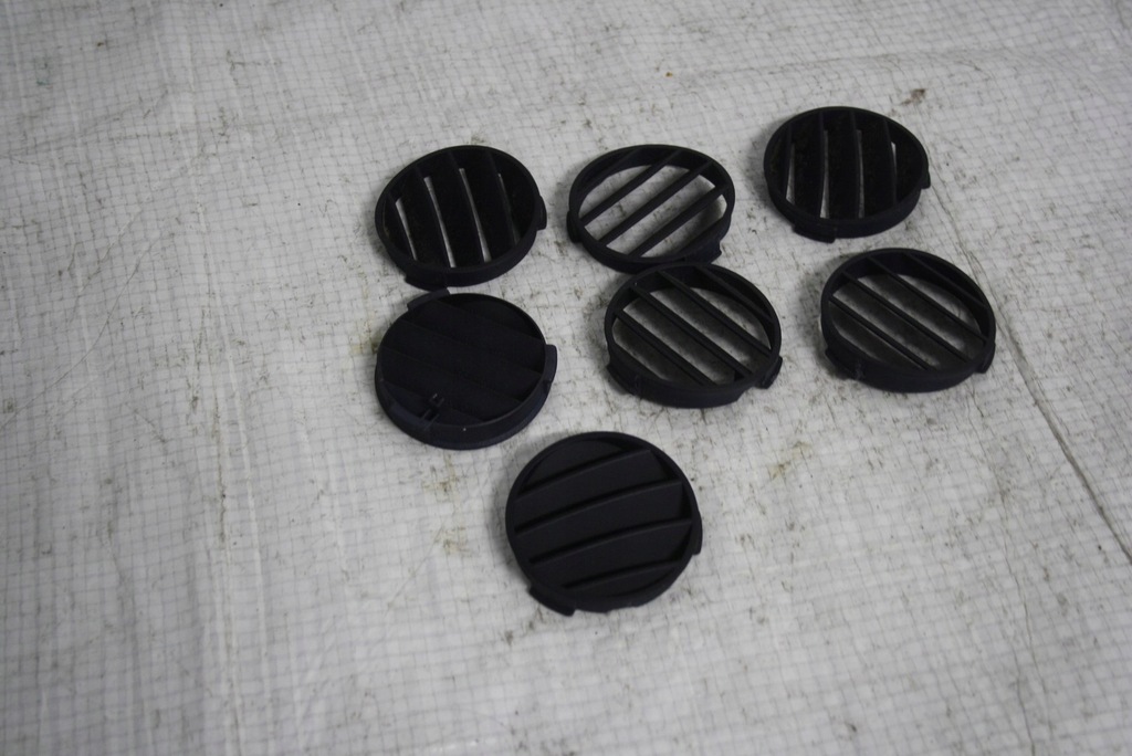 фото №5, Audi a3 8l решётка обдув круглая левая правая granatowa 8l0819793 8l0819794