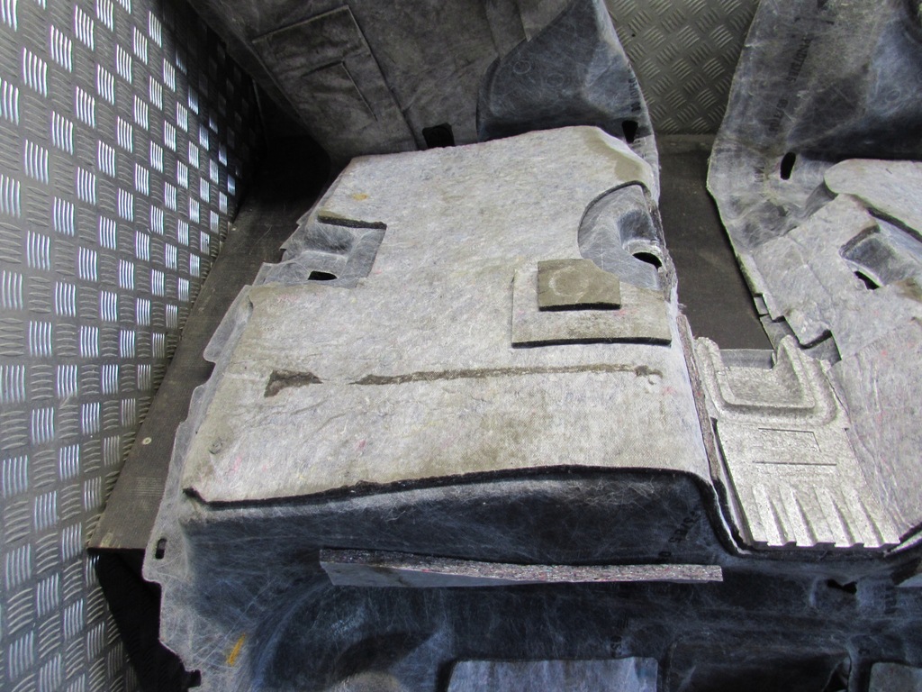 фото №11, Обшивка підлога kia ceed 06-10r kombi