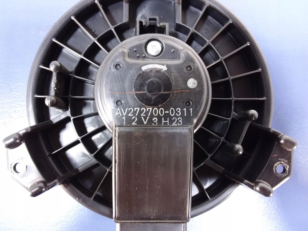 фото №5, Toyota yaris ii повітродувка повітря av272700-0311