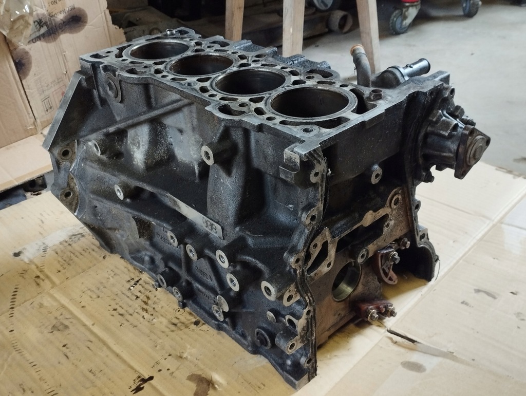 фото №8, Блок двигателя - ford 1.8 16 v |chbb | rf4m5g 5015df