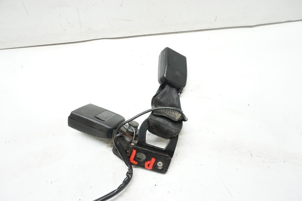 фото №4, Клипса замок ремней задняя citroen c4 i 5d 1.6 16v