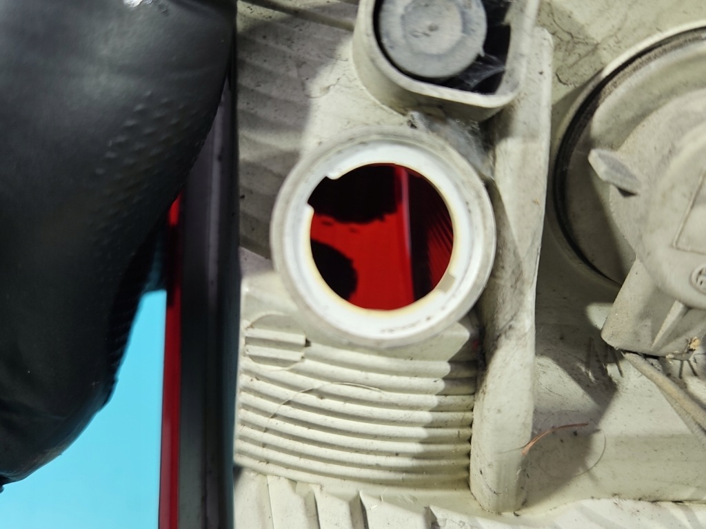 Лампа задний  правая skoda superb ii hb европа 08-13 Доставка