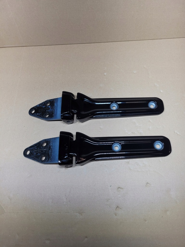 фото №1, Петлі кришка багажника задня wrangler jl 18+ 68282145ab