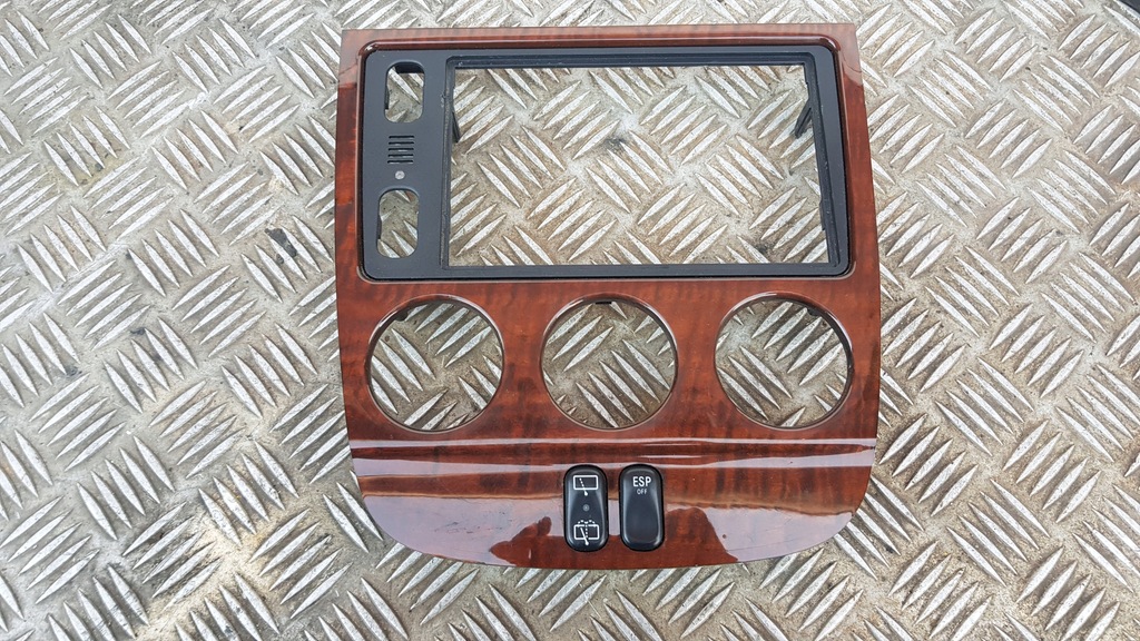 фото №1, Mercedes ml w163 рамка корпус радио