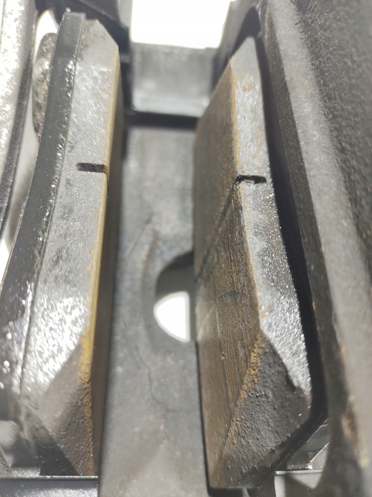 фото №8, Volvo xc40 21r суппорт тормозной левый перед 31445683