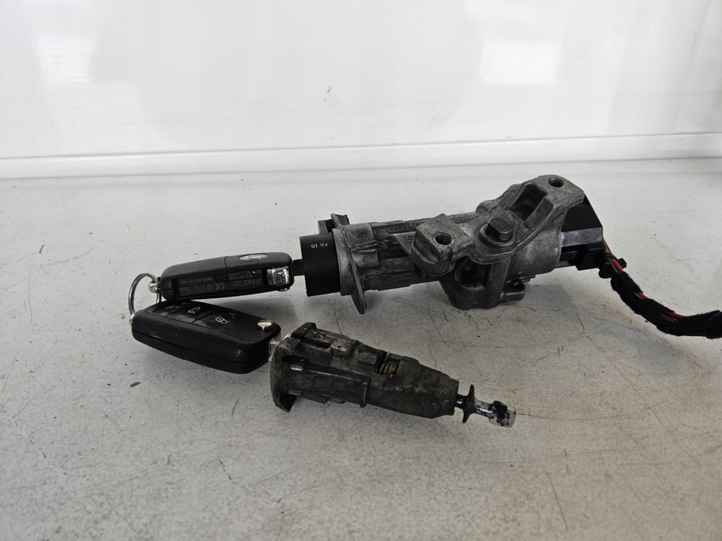 фото №1, Замок запалювання ключ вкладка замка fabia ii roomster eu 4b0905851c kutno