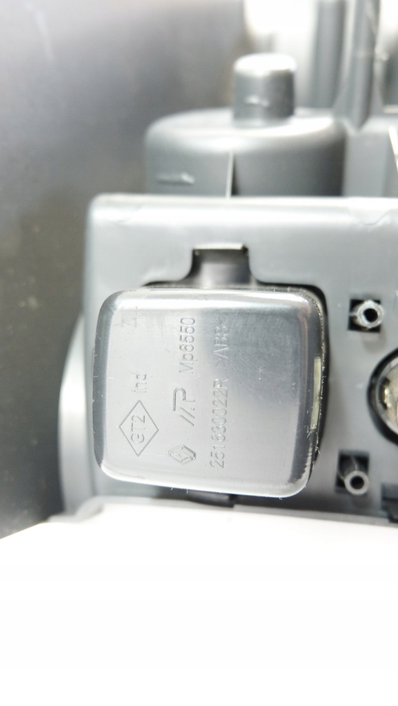 фото №12, Dacia duster i туннель средний