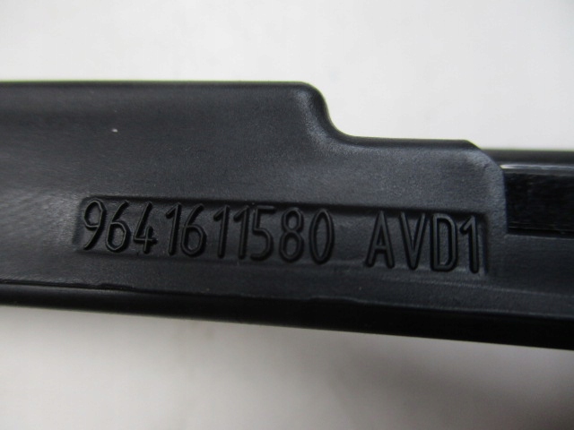 фото №10, Citroen c5 c5 ii молдинг зовнішня скло двері права перед 9334a6